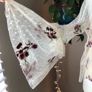 NWT Coco+Jaimeson Swiss Dot Lace Embroidered Floral Tunic Top Bell Sleeve L